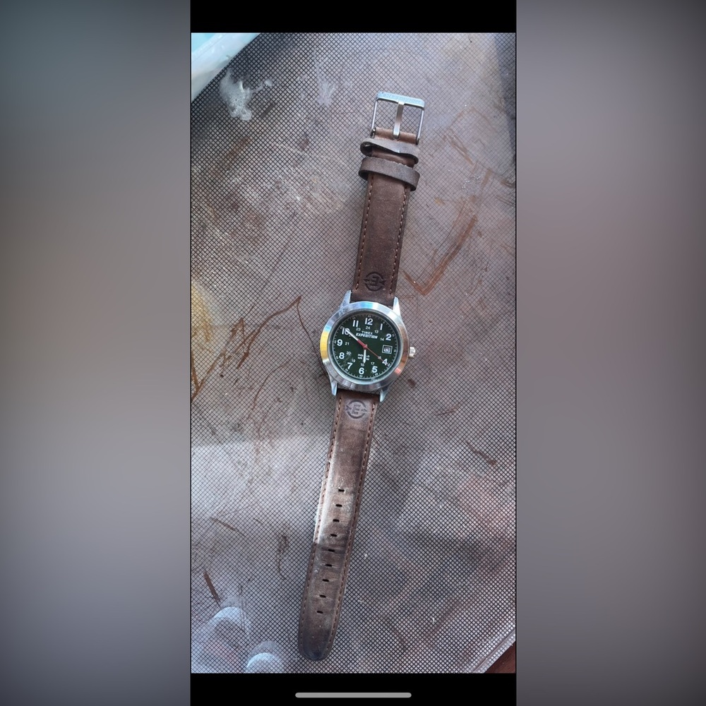 Vintage 90s Timex Expedition men’s watch